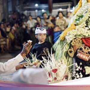 Kebiasaan Unik Tiap Dua Tahun Sekali Ke Nusa Lembongan