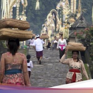 Rangkaian Kearifan Lokal Hari Raya Galungan: Tumpek Wariga-Penampahan