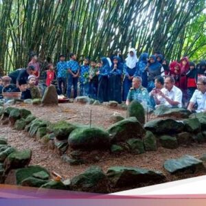 Mengenal Lebih Didekat Kebiasaan Merlawu Ke Tatar Galuh Ciamis