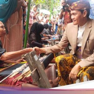 500 Penenun Ikuti Perayaan Seni Begawe Jelo Nyesek Di Lombok Di