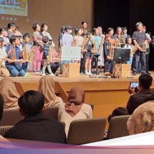 Secercah Asa dan Kejiwaan Siswa SLBN Cicendo Main Angklung Ke Jepang