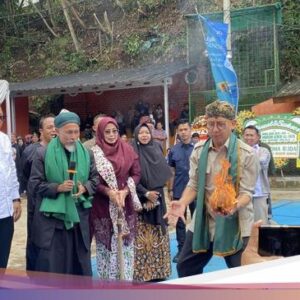 Fadli Zon Main Bola Api Di Sukabumi dan Canangkan Rutan Bersama Sebab Itu Museum