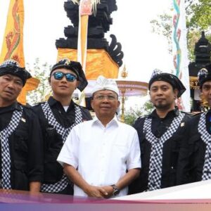 Datang Langsung Ke Belanda, Koster Resmikan Pura Pertama Ke Eropa