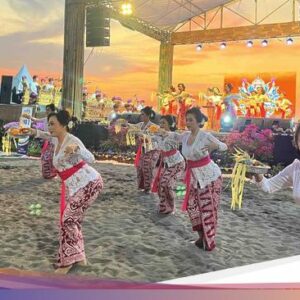 500 Penari Panyembrama Dilibatkan Untuk Perayaan Seni Lovina 2025