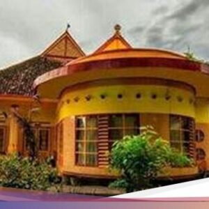 Istana, Tempattinggal Adat, hingga Makam Kuno