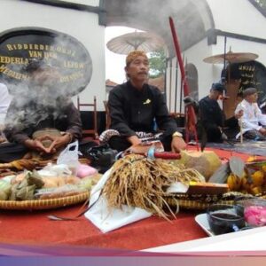 Di Nyangku hingga Jamasan, Ragam Kearifan Lokal Bulan Rabiul Awal Hingga Ciamis