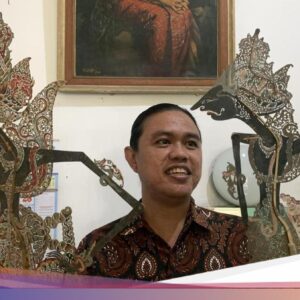 Ilustrator Surabaya Ini Memilih Wayang daripada AI