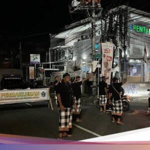 Upacara Sakral 10 Tahun Sekali, Jalan Gunung Soputan Hening dan Gelap Bak Nyepi