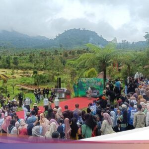 Kearifan Lokal Sunggi Susu Bremi Probolinggo Hadirkan Trend Show Peternak Sapi