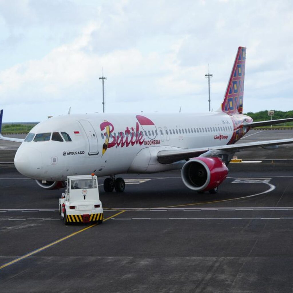 Penerbangan Di dan Di Sumba Tambah Ramai