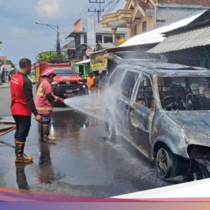 Minibus Terbakar Hingga Tulungagung, Pengemudi dan Penumpang Selamat