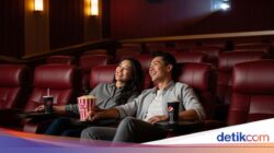 Nonton Layar Lebar Ke Bioskop Surabaya Bagi Menunggu Waktu Berbuka