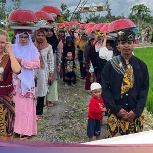 Roah 1001 Tebolak Beak, Kebiasaan Warga Lombok Timur Sambut Datangnya Ramadhan
