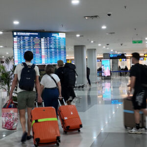 Lima Penerbangan Di Bandara Ngurah Rai Terdampak Cuaca Buruk