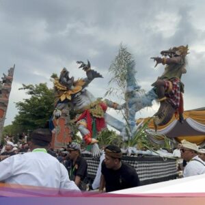 Pawai Ogoh-ogoh Warnai Perayaan Nyepi Hingga Surabaya