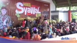 Syawalan Sidugoro Klaten, 18 Gunungan Ketupat Ludes Diserbu Warga