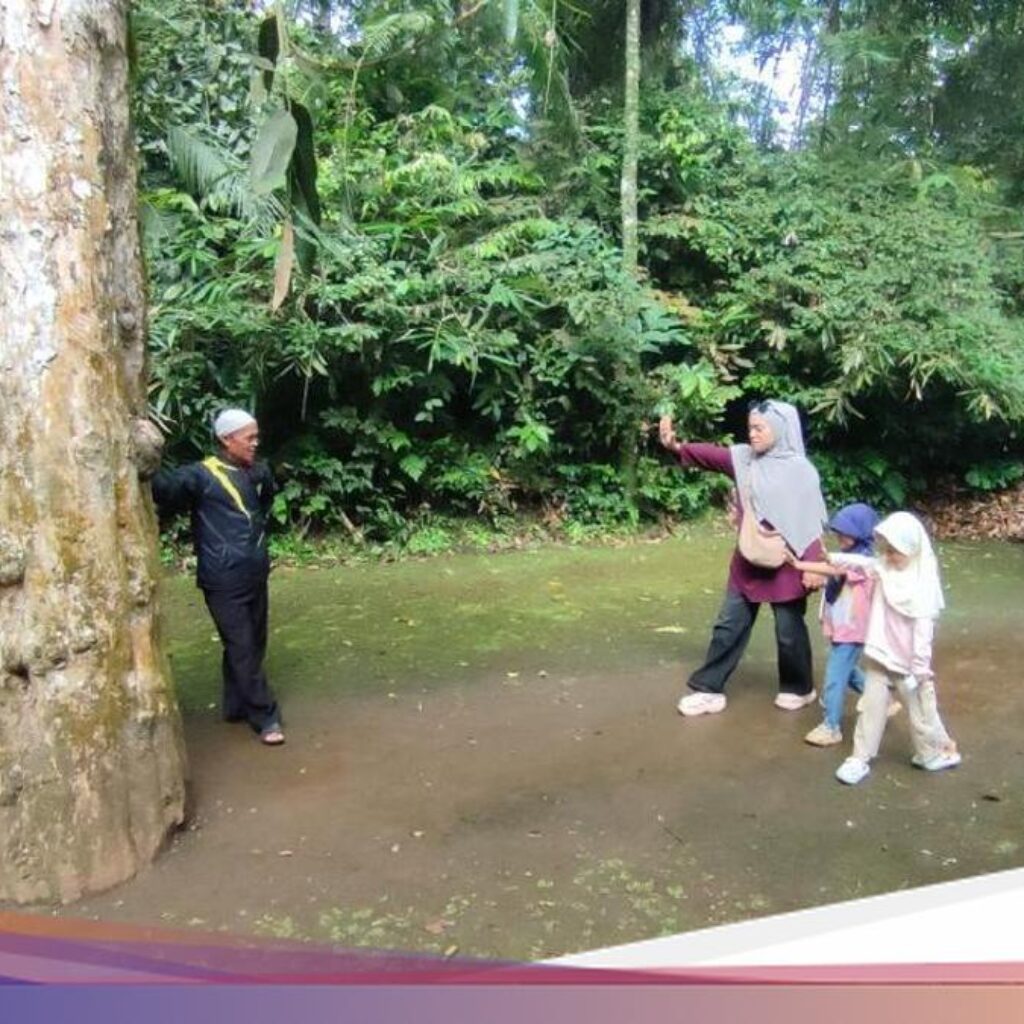 Menyusuri Jejak Ciung Wanara Ke Situs Karangkamulyan Ciamis