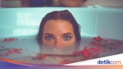 20 Arti Mimpi Mandi Menurut Primbon Jawa, Pertanda Baik atau Buruk?