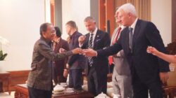 Perkuat Kerja Sama Indonesia dan Rusia, Gubernur Koster Terima Delegasi Legislatif Saint Petersburg