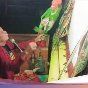 Nyeleneh! Bunyi Gamelan Pertunjukan Wayang Di Magetan Ini Pakai Mulut