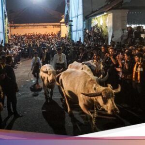 Kirab Malam 1 Suro Keraton Solo, Beda Raja Beda Pusaka