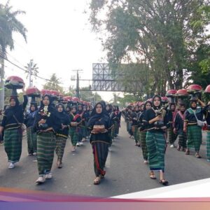 1.448 Dulang Meriahkan Perayaan Seni 1 Muharram Di Lombok Timur
