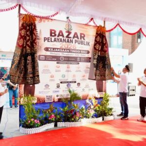 Koster Minta Tingkatkan Layanan Publik Bagi Jaga Citra Wisata Internasional Bali