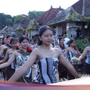 Perayaan Seni Penglipuran 2026 Dimulai, Wisatawan Disuguhi Adat Harmoni Bumi