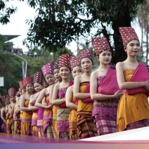 Mulud Adat Bayan Bikin Penginapan Ludes, Tempattinggal Warga Ikut Dipesan Wisatawan