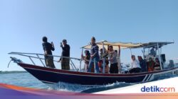 Wujud Syukur Nelayan Sambelia Lewat Kebiasaan Adat Roah Pesisi