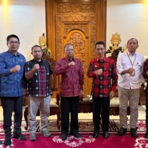 Bupati Wakatobi Belajar Pembuatan Perjalanan Hingga Luarnegeri Di Bali