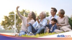 Kalender Jawa Kamis 17 September 2026: Cinta Keluarga