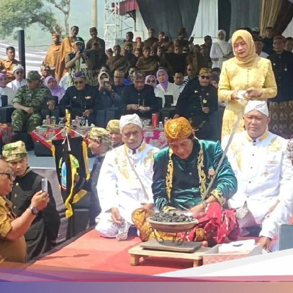 Menilik Kesakralan Nyangku, Kebiasaan Cuci Pusaka Hingga Panjalu
