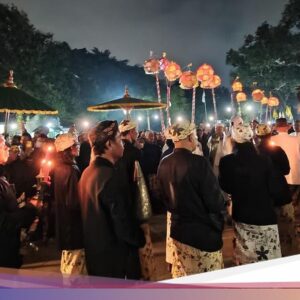 Panjang Jimat Cirebon, Filosofi Kelahiran Di Piring Pusaka