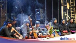 Angklung Gubrag dan Jejak Alunan Sunda Di Panggung Sangitaloka